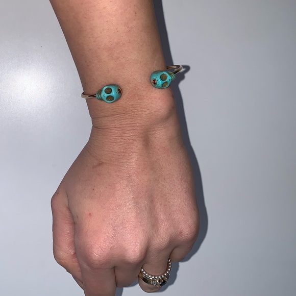 JULES SMITH scull cuff - Picture 2 of 3